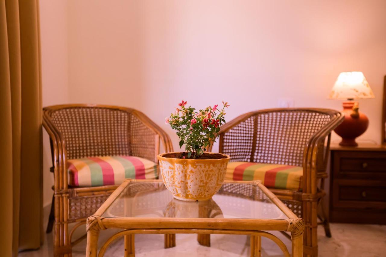 Primavera Holiday Homes-Family Run Goan Guest House カンドリム エクステリア 写真