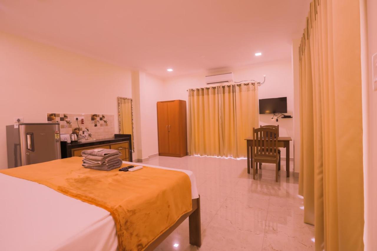 Primavera Holiday Homes-Family Run Goan Guest House カンドリム エクステリア 写真