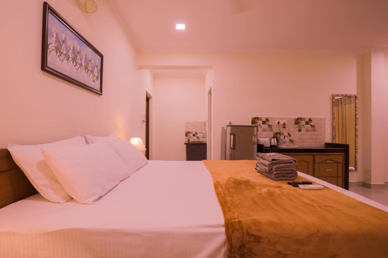 Primavera Holiday Homes-Family Run Goan Guest House カンドリム エクステリア 写真