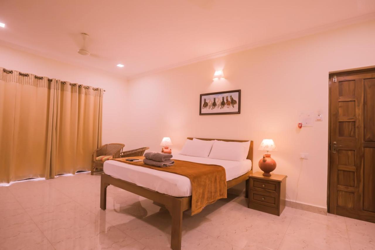 Primavera Holiday Homes-Family Run Goan Guest House カンドリム エクステリア 写真
