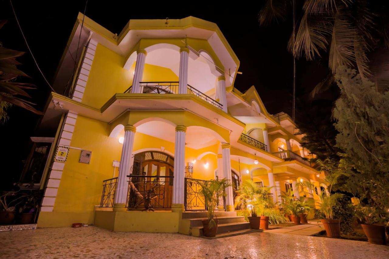 Primavera Holiday Homes-Family Run Goan Guest House カンドリム エクステリア 写真