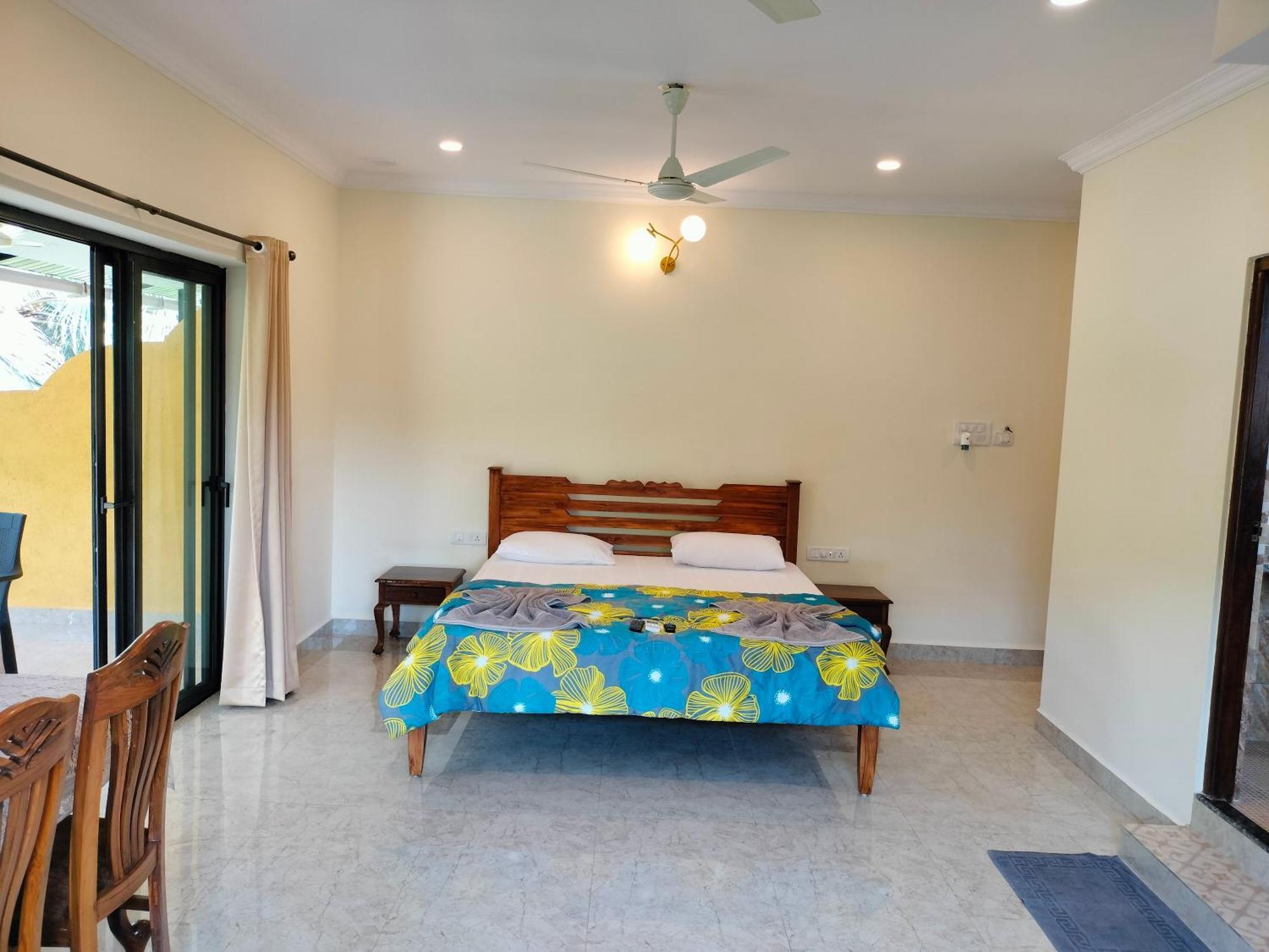 Primavera Holiday Homes-Family Run Goan Guest House カンドリム エクステリア 写真