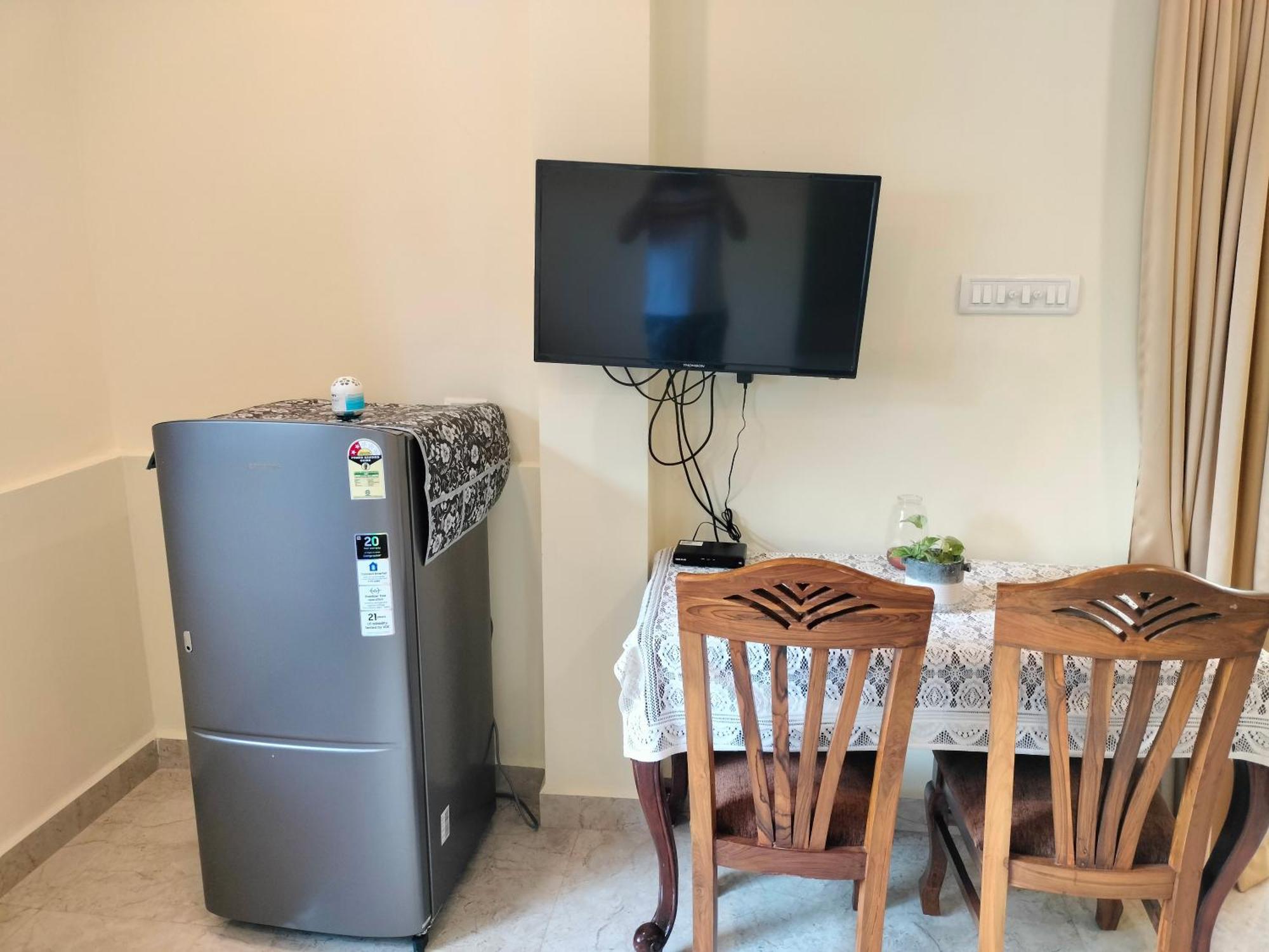 Primavera Holiday Homes-Family Run Goan Guest House カンドリム エクステリア 写真